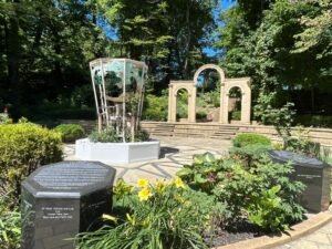 diana al hadid sculpture at the garden2