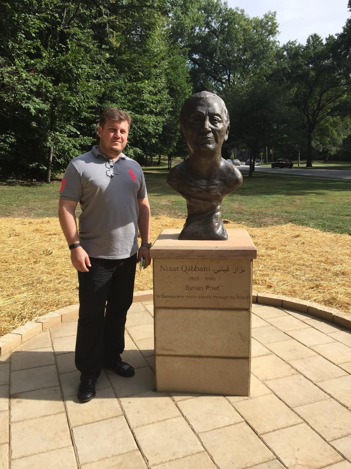 nizar qabbani dedication event with son omar3